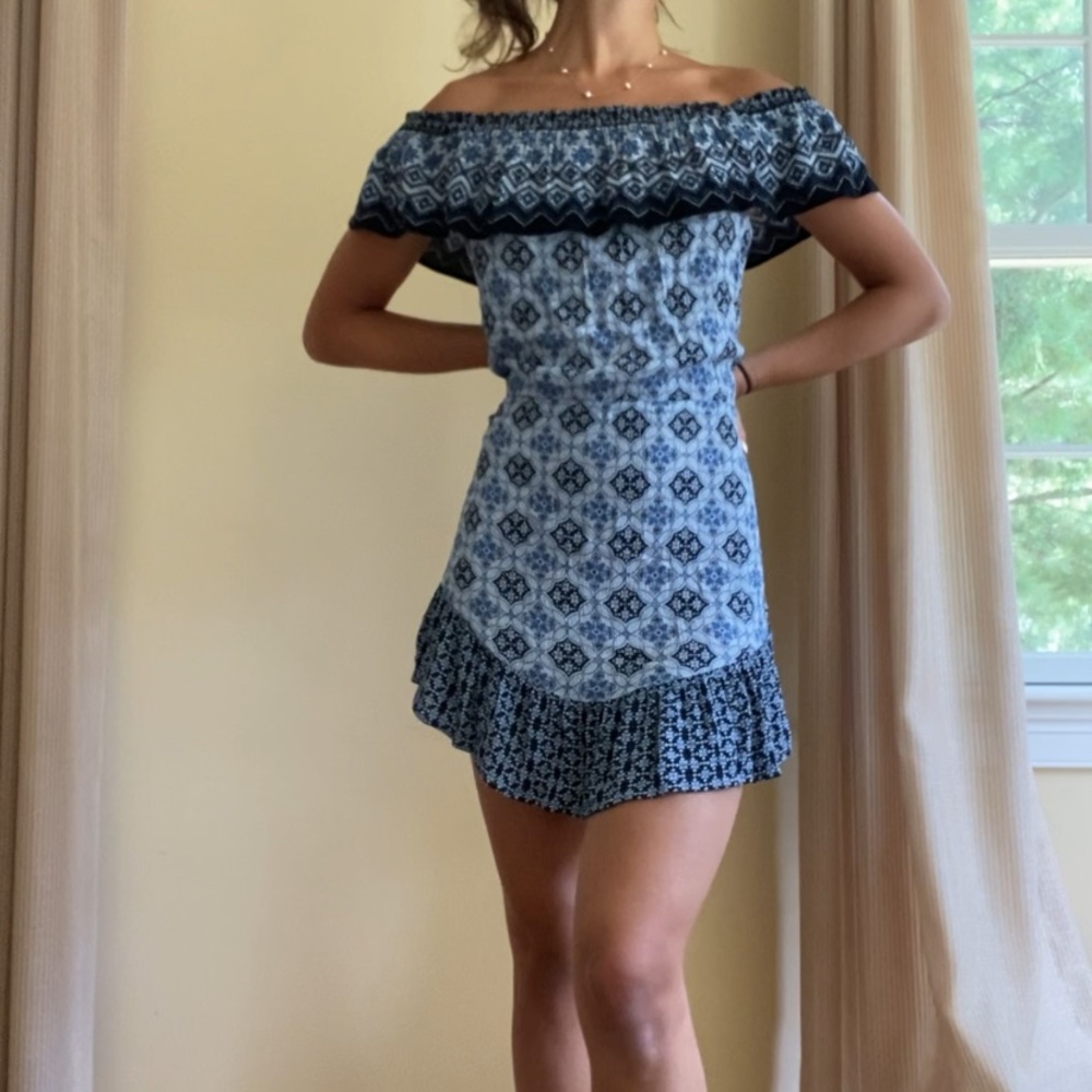 Blue patterned short summer dress, like-new! Size XL